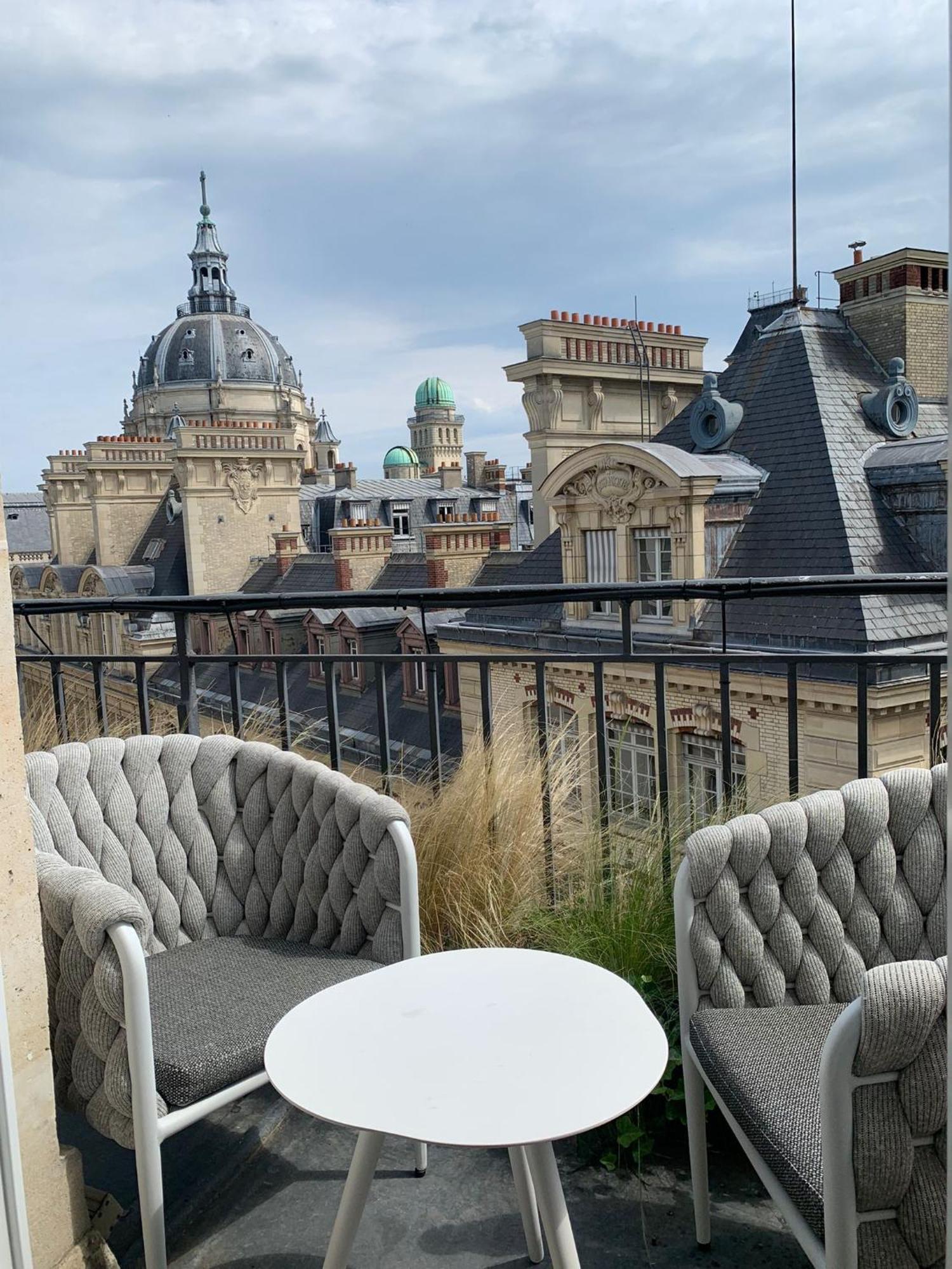 Signature Zimmer mit Terrasse