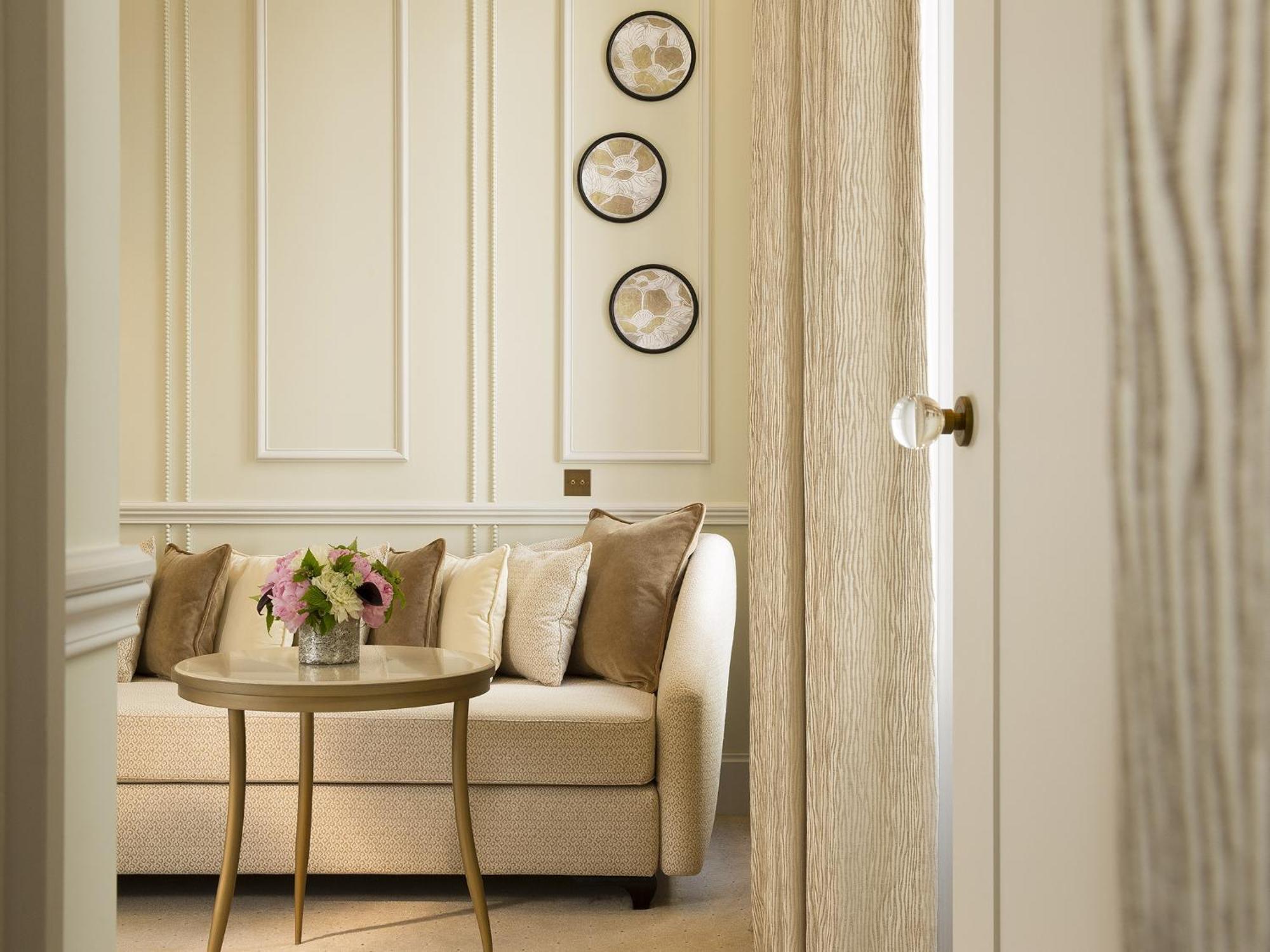 Junior Suite living room
