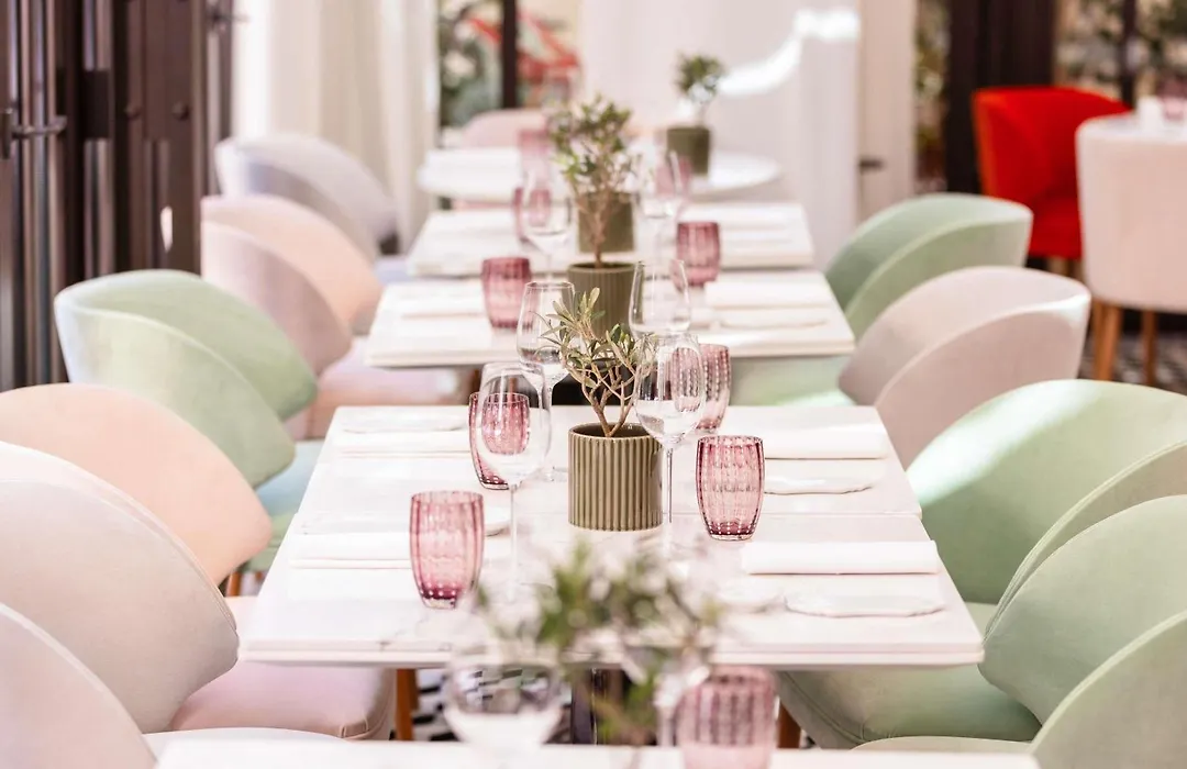 Hotel Le Royal Monceau Raffles Paris-1