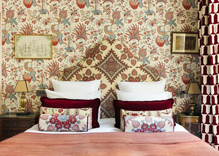 Hotel Relais Christine Paris