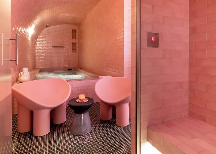 Hotel Beaumarchais Paris